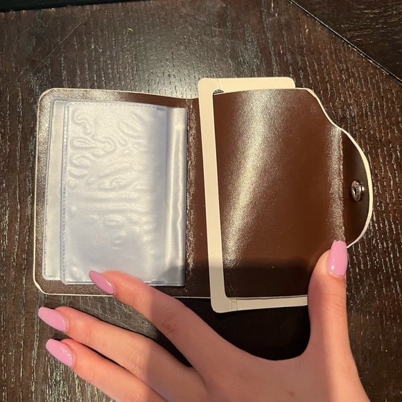 Wallet - Picture 2 of 5